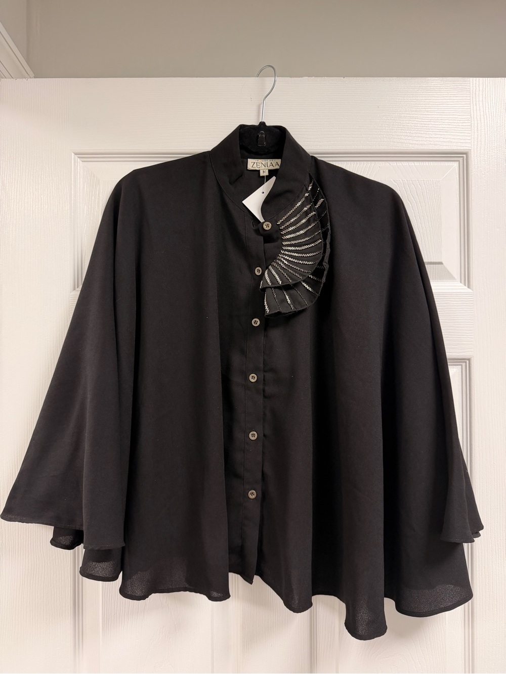 NWT House of Zenia Black Button-Front Cape Jacket with Pleated Accent